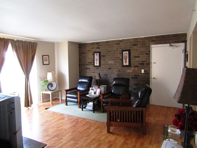 150 S La Londe Ave #2F