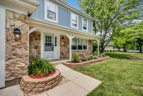 31 Woodview Ln