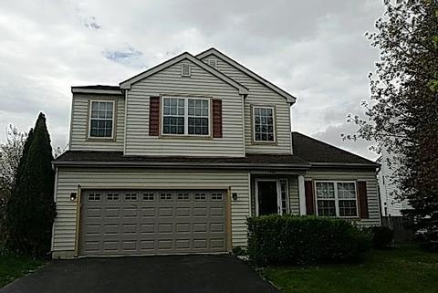 744 Lambert Ln