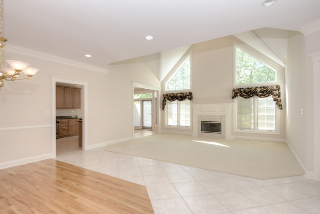 For Sale: 1775 Rizzi Ln Bartlett, IL 60103