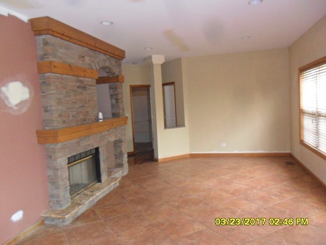 1407 Yellowstone Dr