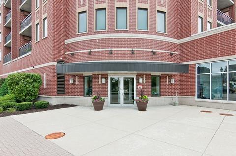 225 Main St #208