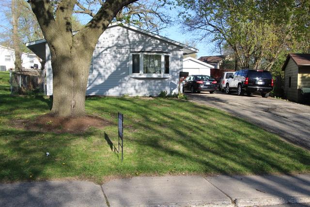 838 Salem Ln