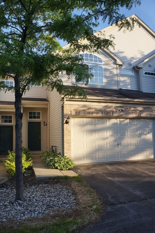 For Sale: 3426 Blue Ridge Dr #3426 Carpentersville, IL 60110