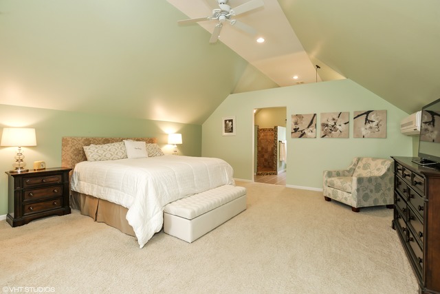For Sale: 132 E Pierce St Elburn, IL 60119