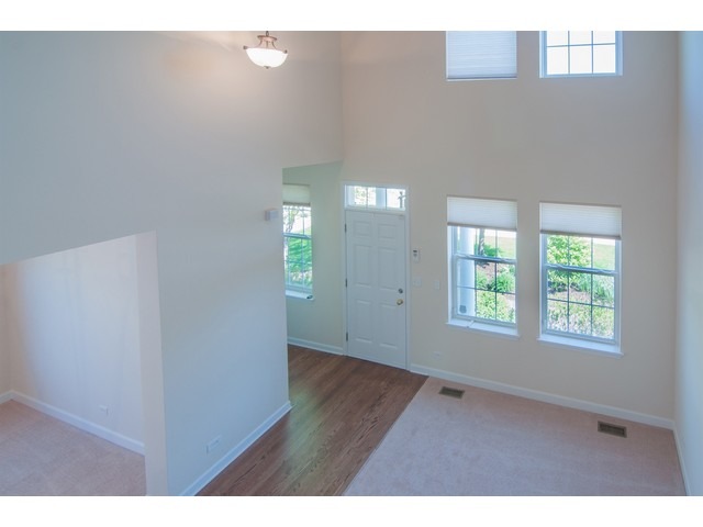 For Sale: 3151 Primrose St Elgin, IL 60124
