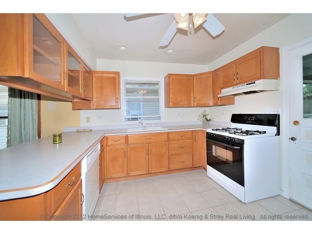 For Sale: 102 N Berteau Ave Elmhurst, IL 60126