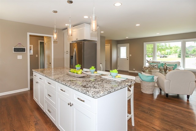 For Sale: 15 W671 Lexington St Elmhurst, IL 60126