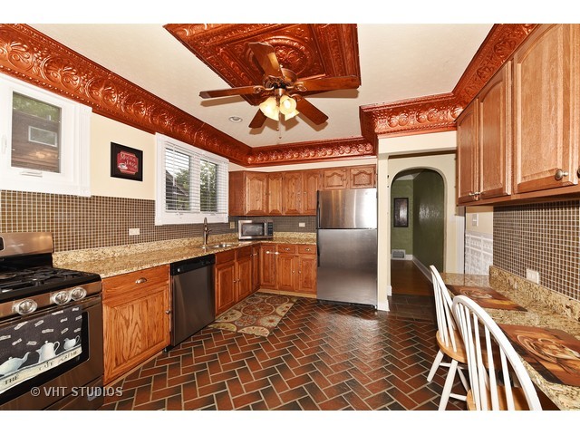 215 W Fremont Ave