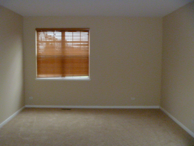 261 Evergreen Cir