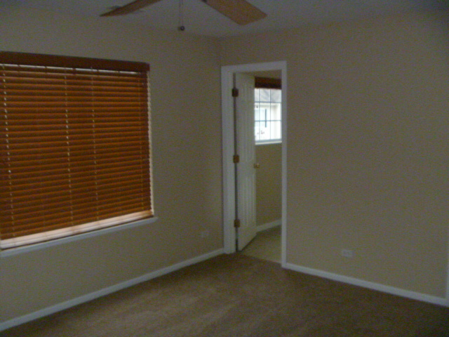261 Evergreen Cir