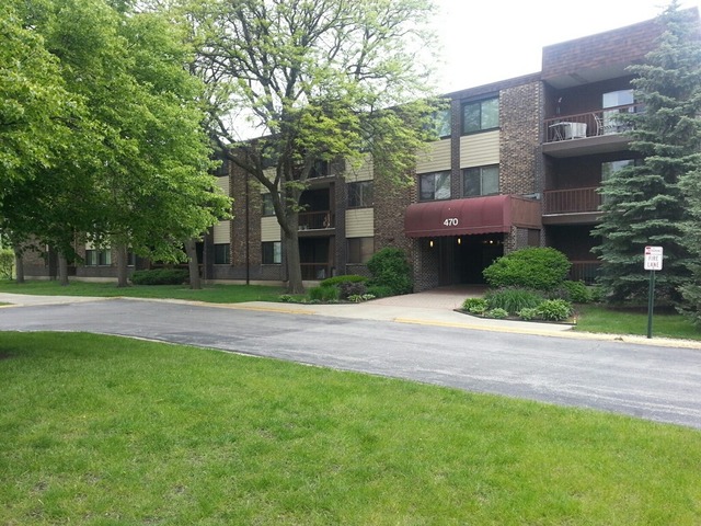 For Sale: 470 Raintree Ct #APT 2M Glen Ellyn, IL 60137