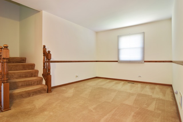 For Sale: 1522 Jill Ct Glendale Heights, IL 60139