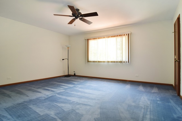 For Sale: 1522 Jill Ct Glendale Heights, IL 60139