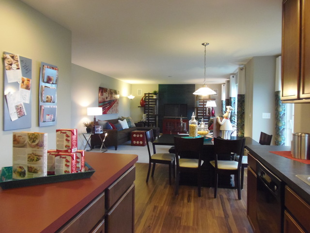 1335 Newport Ct