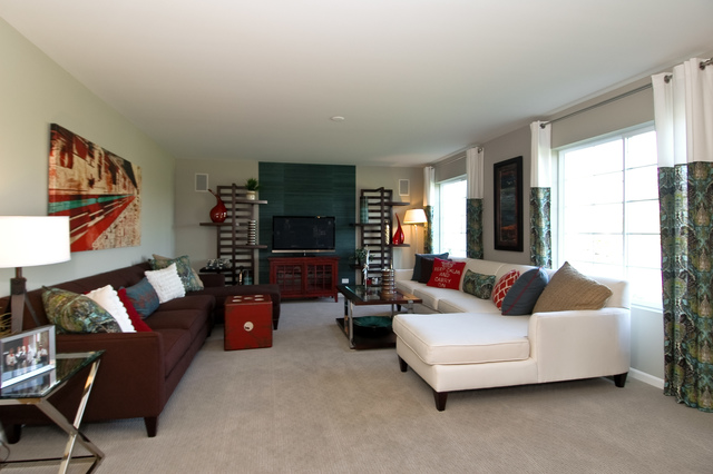 1335 Newport Ct