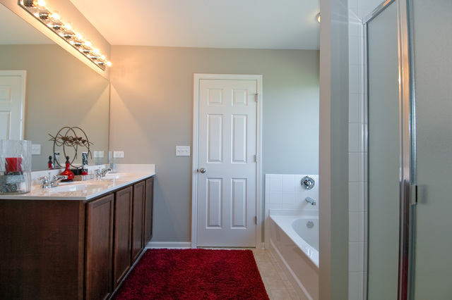 1335 Newport Ct