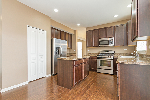 56 Catamaran Cir