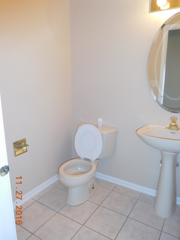 10565 Oakland Ct