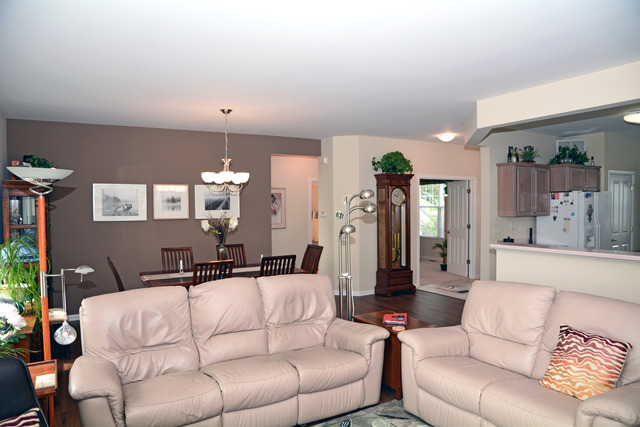 For Sale: 13260 Cold Springs Dr Huntley, IL 60142