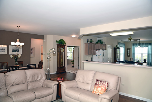 For Sale: 13260 Cold Springs Dr Huntley, IL 60142