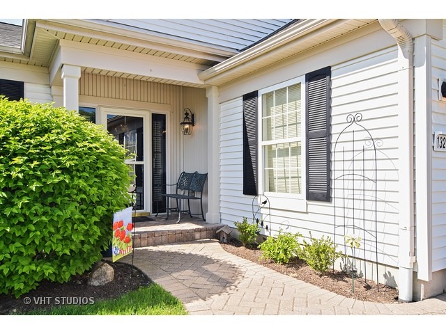 For Sale: 13237 Bittersweet Ln Huntley, IL 60142