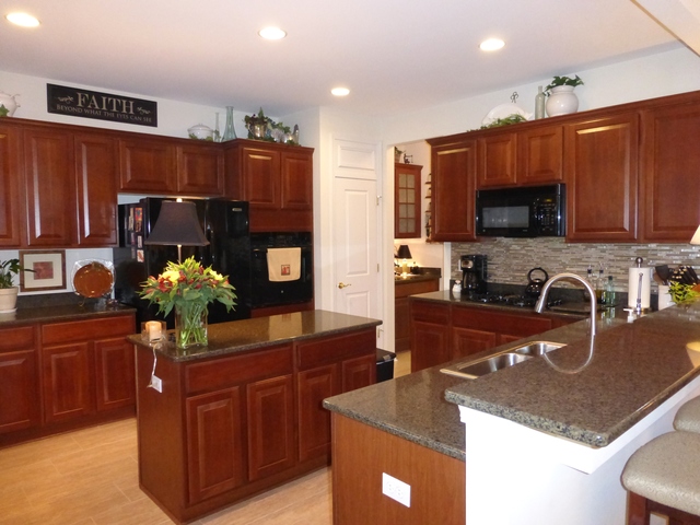 12413 Rolling Meadows Ln
