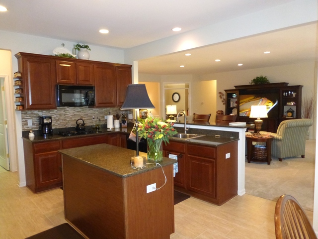12413 Rolling Meadows Ln