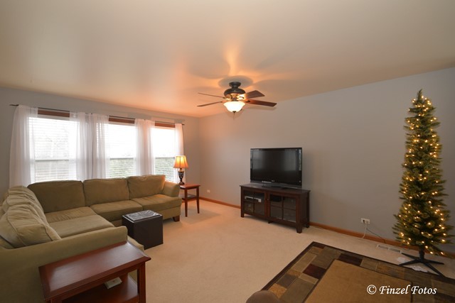 608 Spring Dr