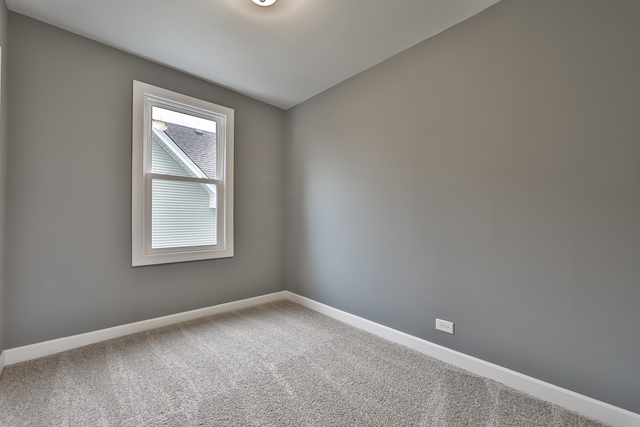 712 S 7th Ave