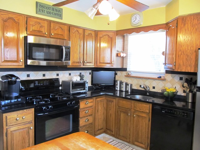 For Sale: 1929 Stratford Ave Westchester, IL 60154