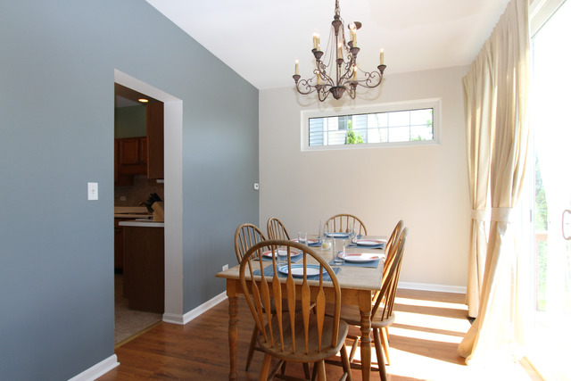 For Sale: 1021 Horizon Rdg Lake In The Hills, IL 60156