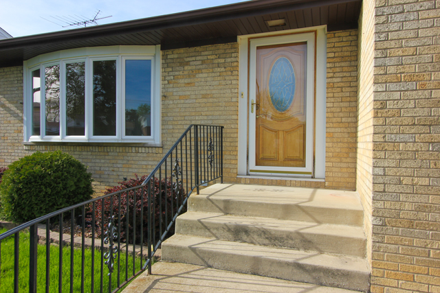 1114 N 17th Ave