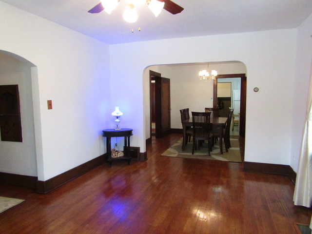 1010 Elm St