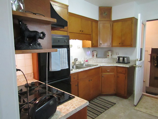 1010 Elm St