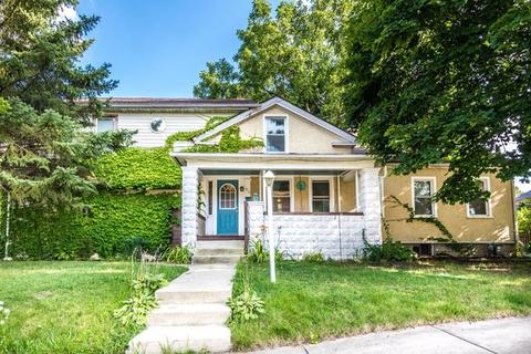 733 S 2nd St