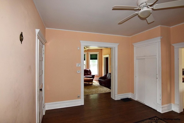 For Sale: 103 S 4th St Saint Charles, IL 60174