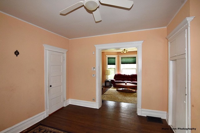 For Sale: 103 S 4th St Saint Charles, IL 60174