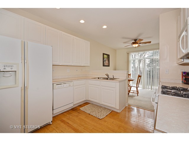 2238 Rockefeller Dr