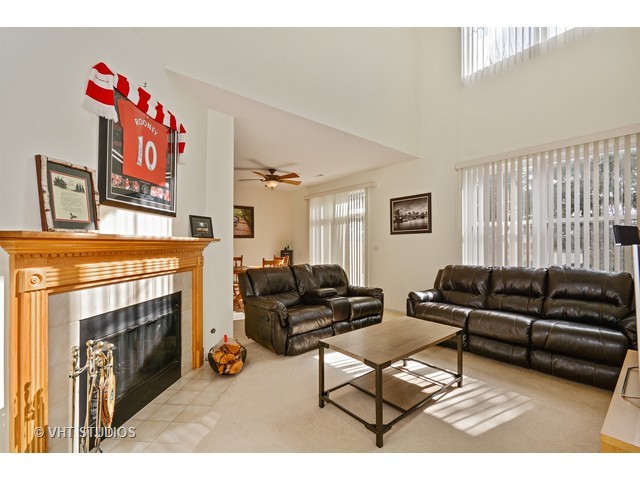2238 Rockefeller Dr