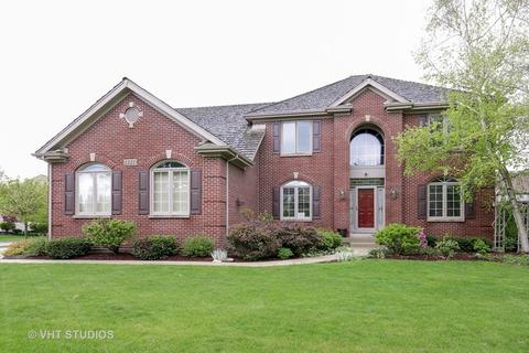 662 Waters Edge Dr