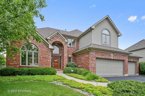 662 Waters Edge Dr