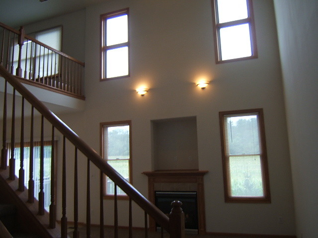 For Sale: 1422 Ridge Dr Sycamore, IL 60178