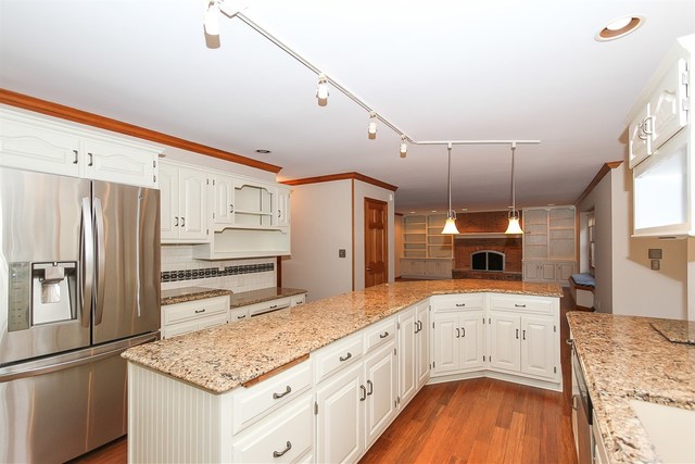28 W751 Berkshire Dr