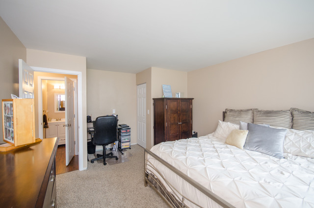 For Sale: Undisclosed Carol Stream, IL 60188