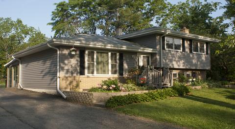 946 Wheaton Oaks Dr