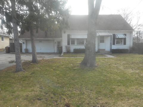 353 Essex Ct #6-C-R