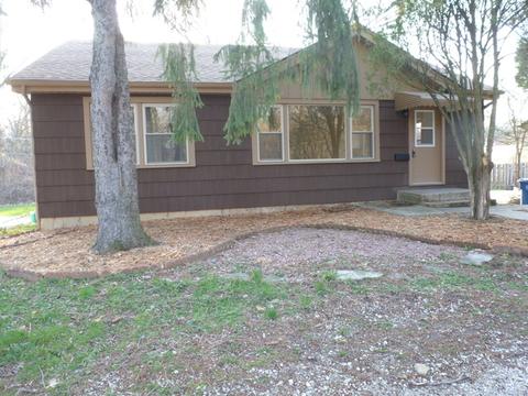 353 Essex Ct #6-C-R