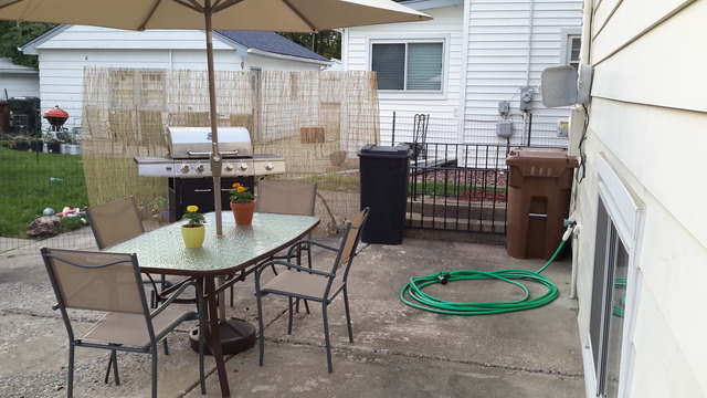 For Sale: 314 N Central Ave Wood Dale, IL 60191