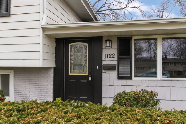 1122 Bradford Ln